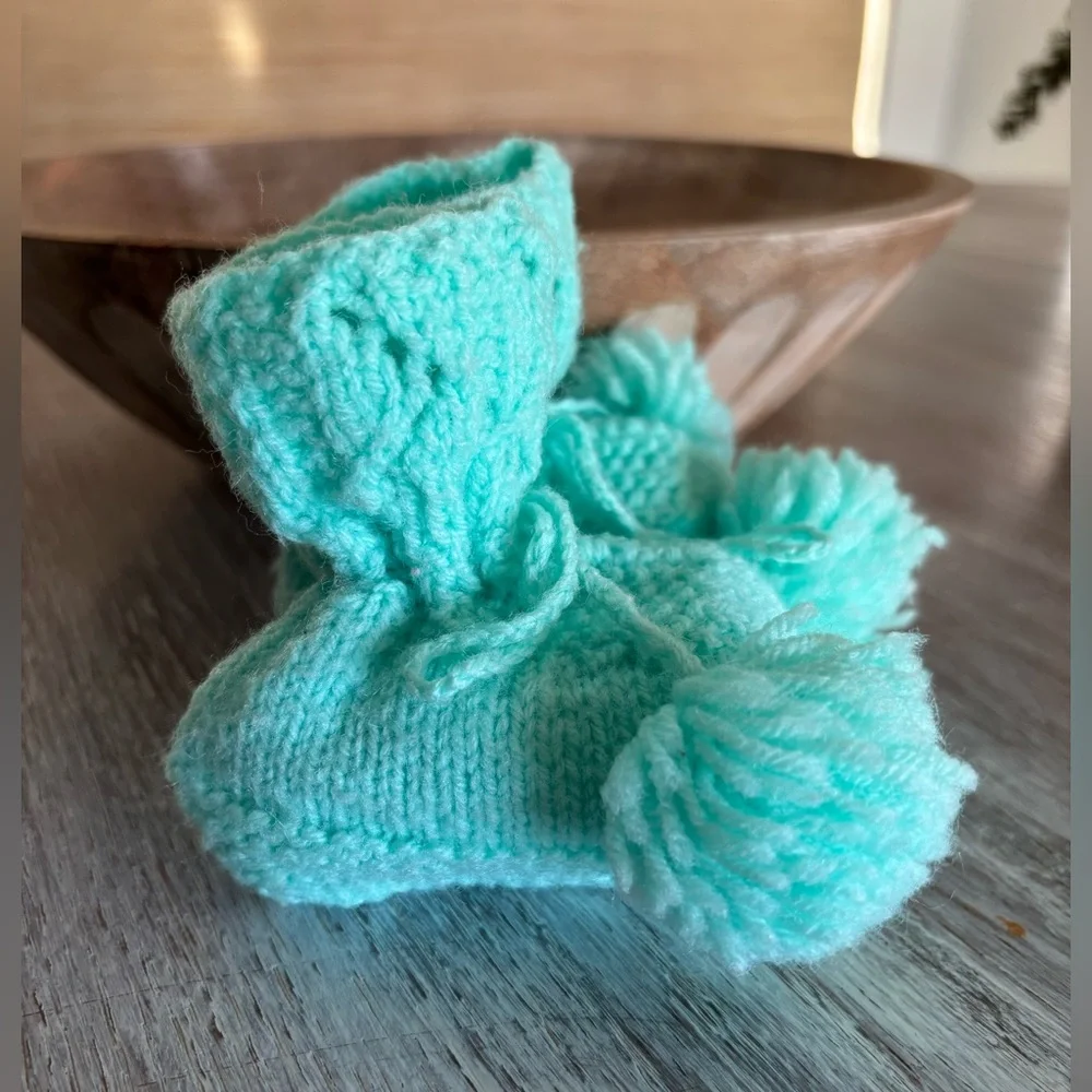🎀👼 Vintage Knitted Handmade Baby Booties